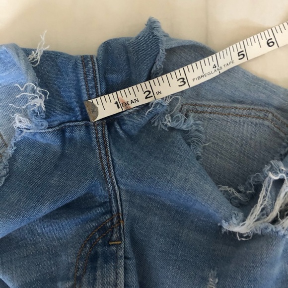 Levi’s shorts - Picture 6 of 6